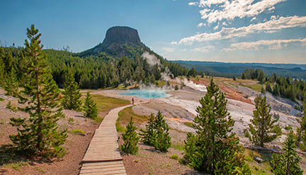 Old Faithful Geyser Basin Loop Trail